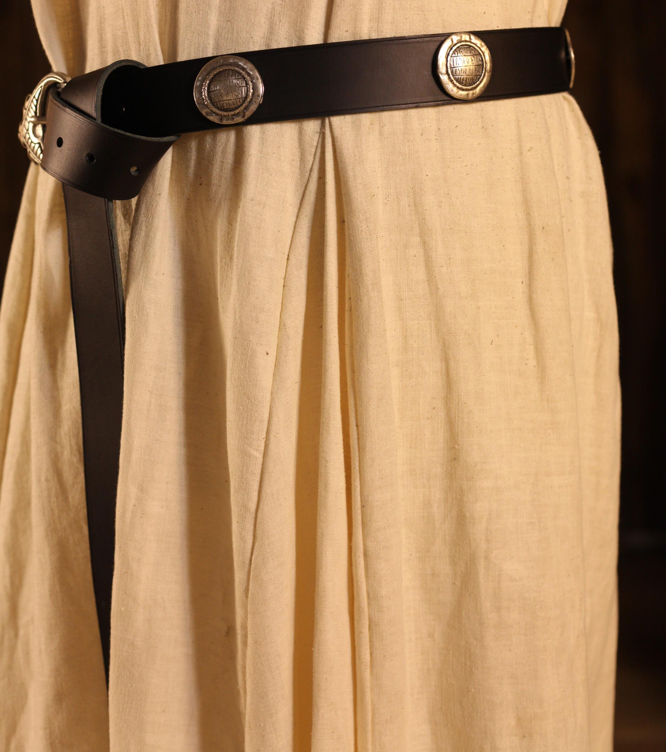 Langgürtel schwarz Runenschild