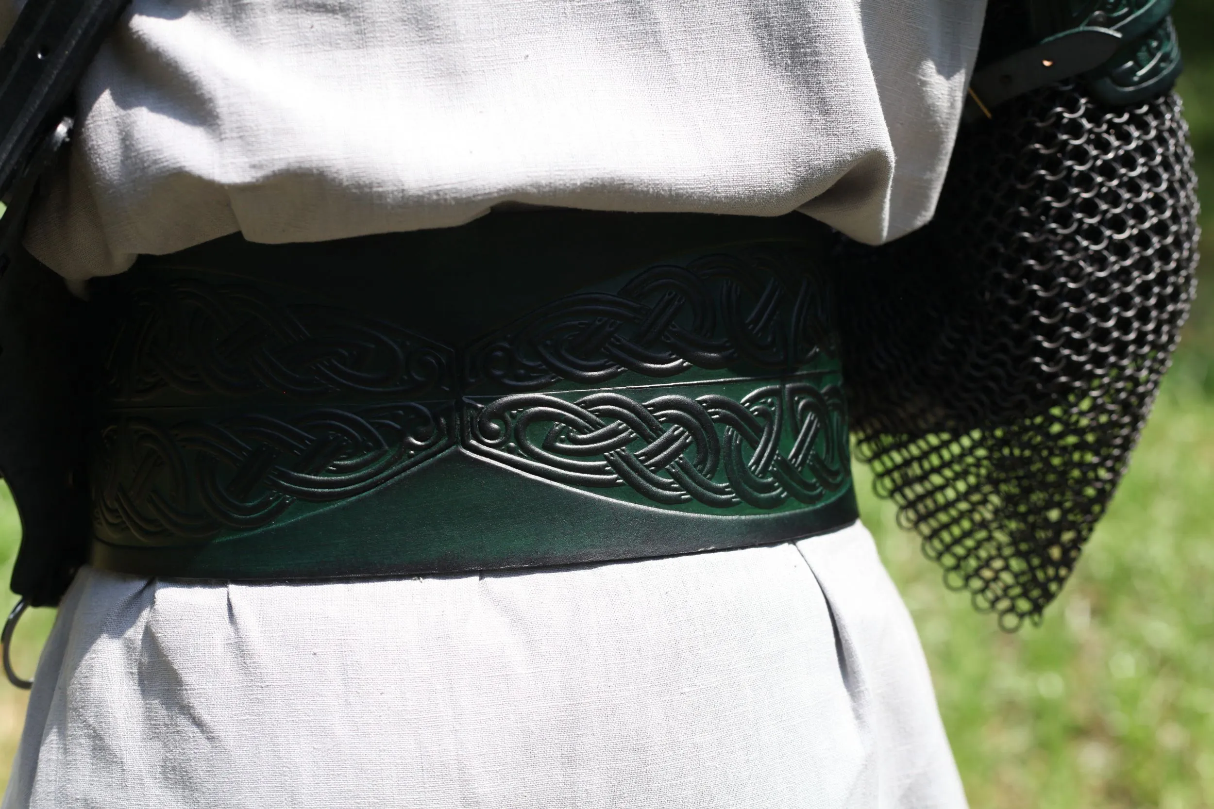 Breiter LARP Ledergürtel, grün