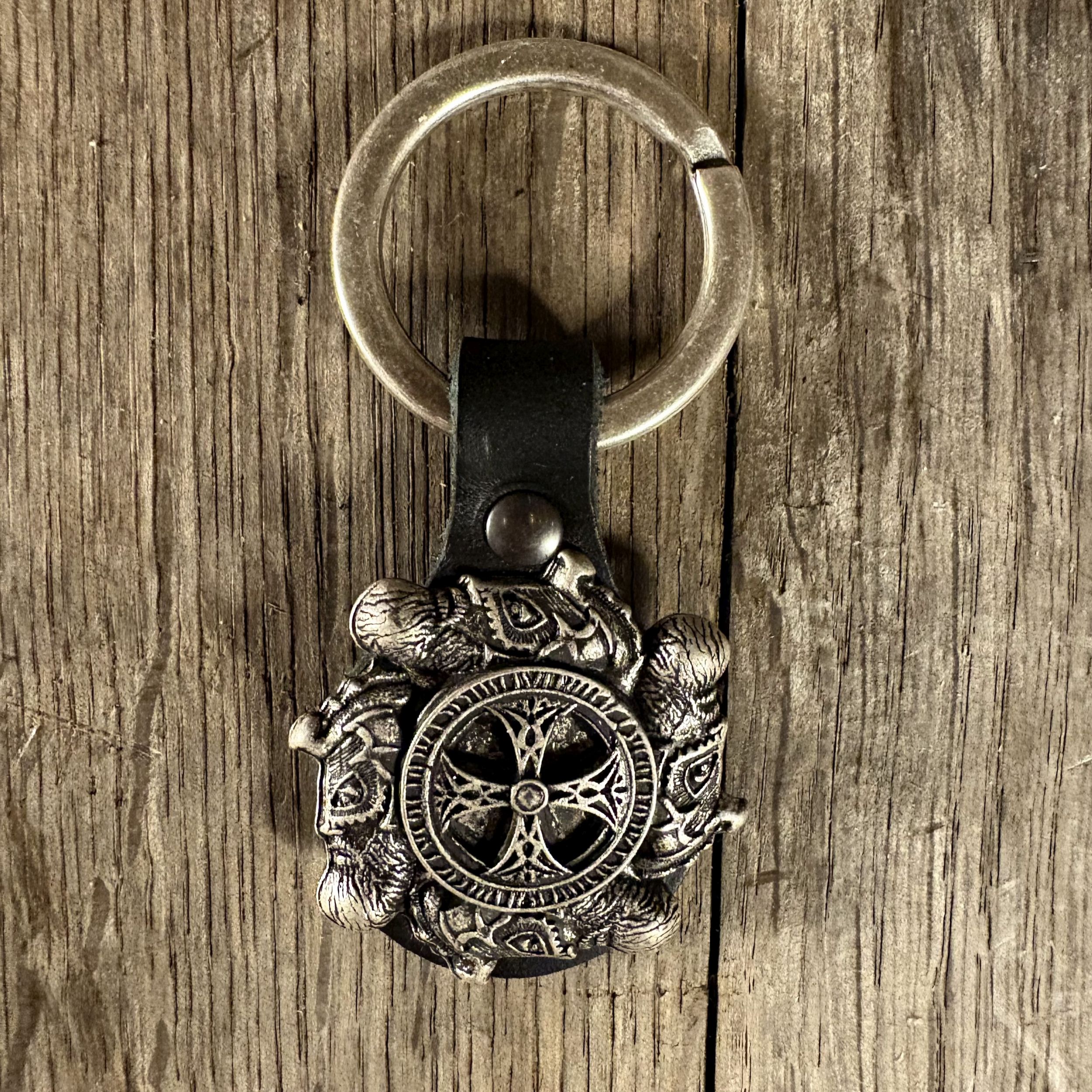 Schlüsselanhänger schwarz, Wikingerkreuz