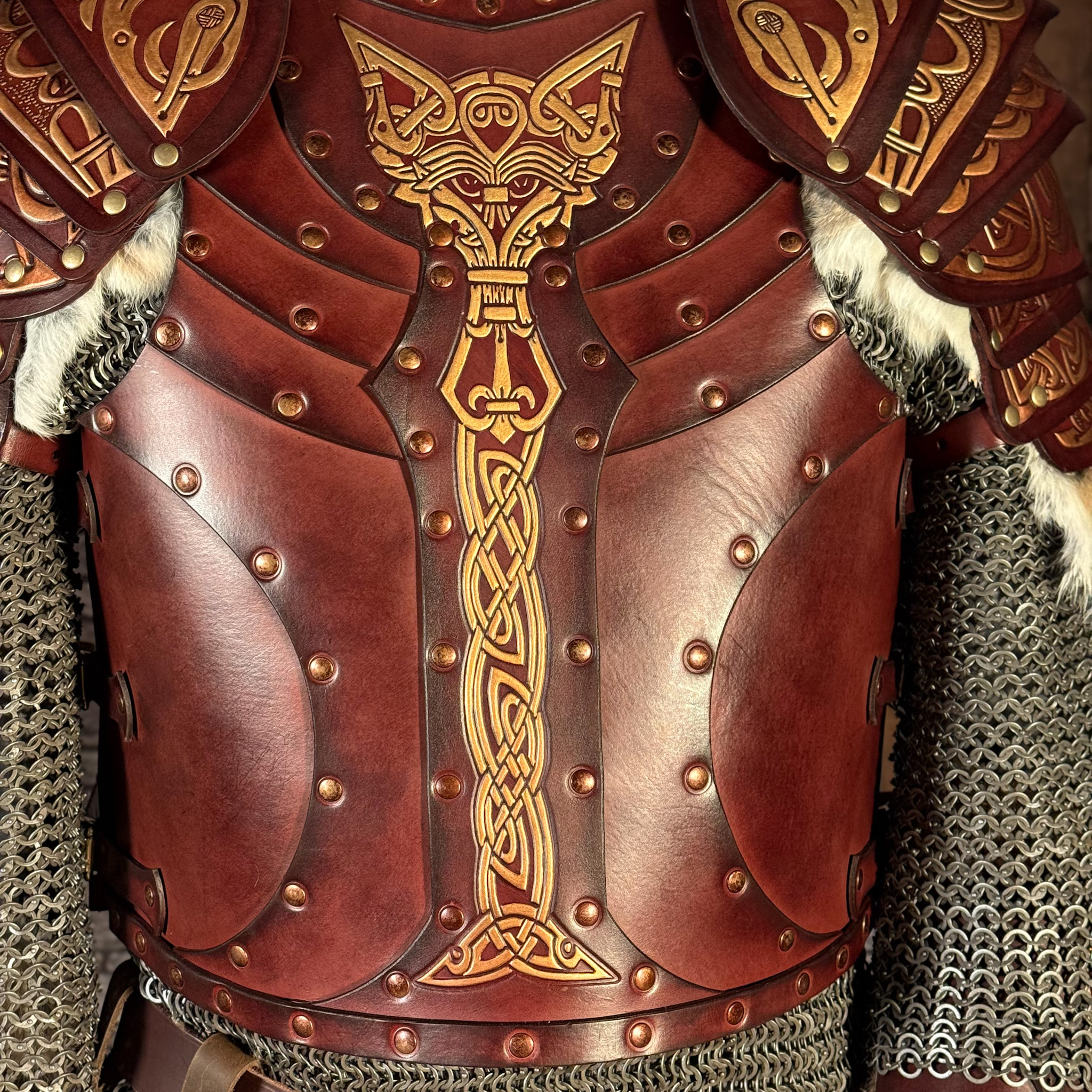 LARP Set Lederrüstung und Schulterrüstung Gold