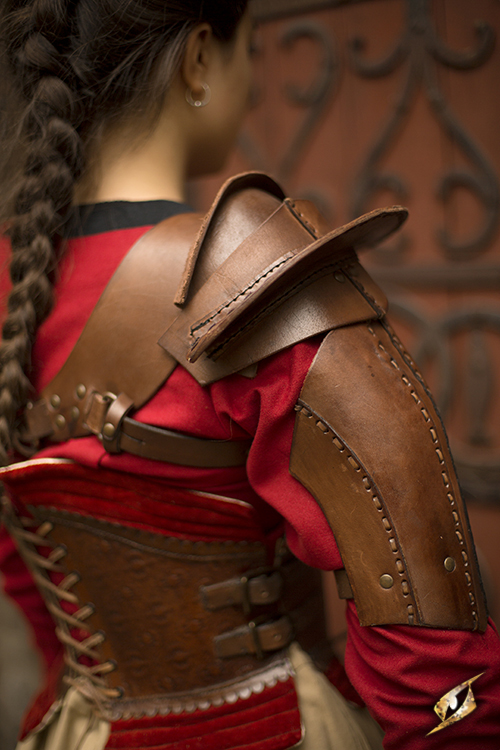Braune Schulterrüstung L