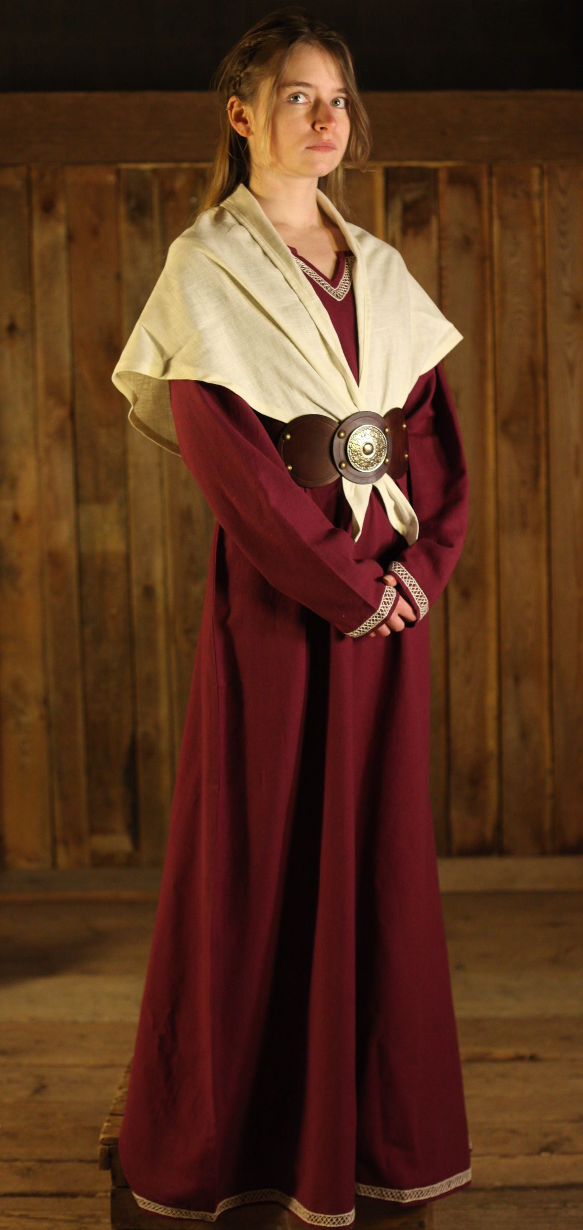 Mittelalterliches Gewandset für Frauen V