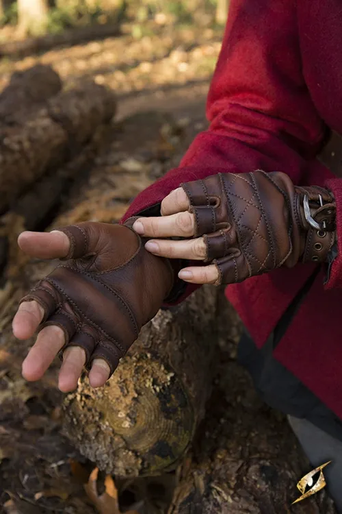 Fingerlose Handschuhe aus Leder braun