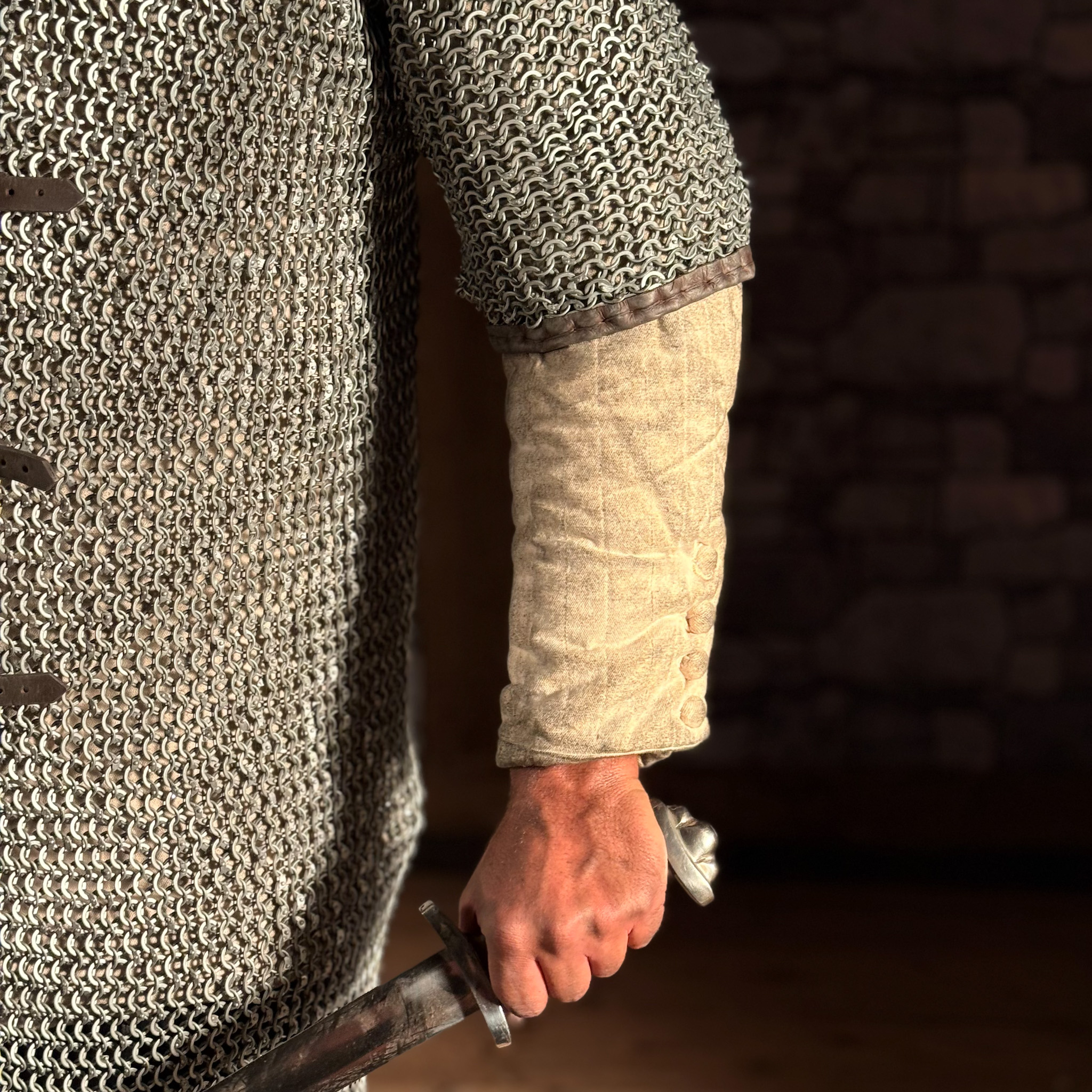 Kettenhemd Haubergeon m. Schnallen, vernietet, Alu