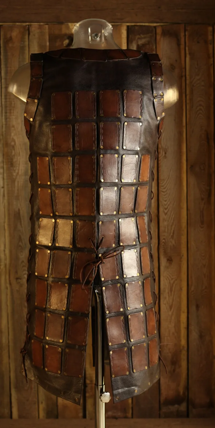 Braune Lederbrigandine