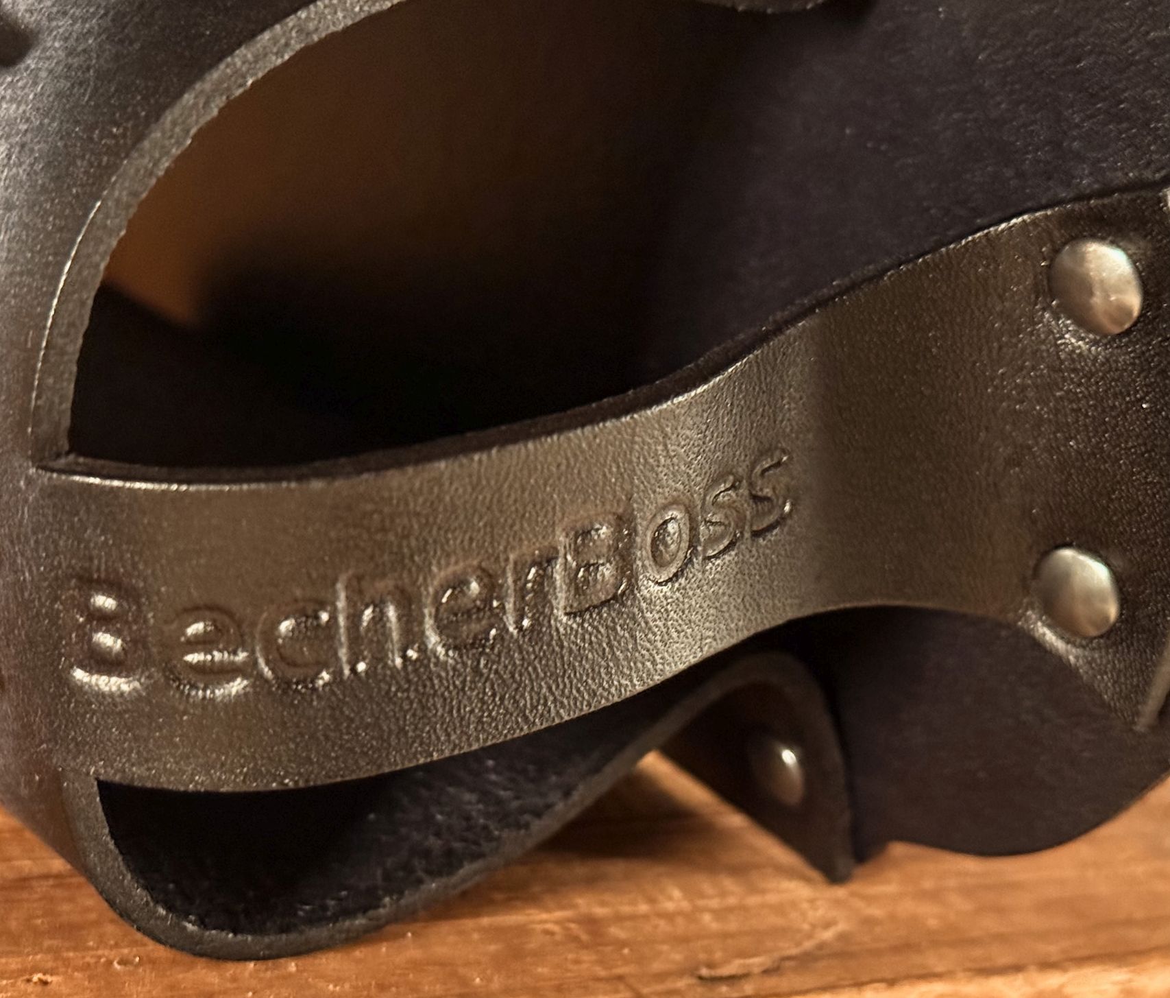 BecherBoss Getränkehalter Totenkopf 94 schwarz