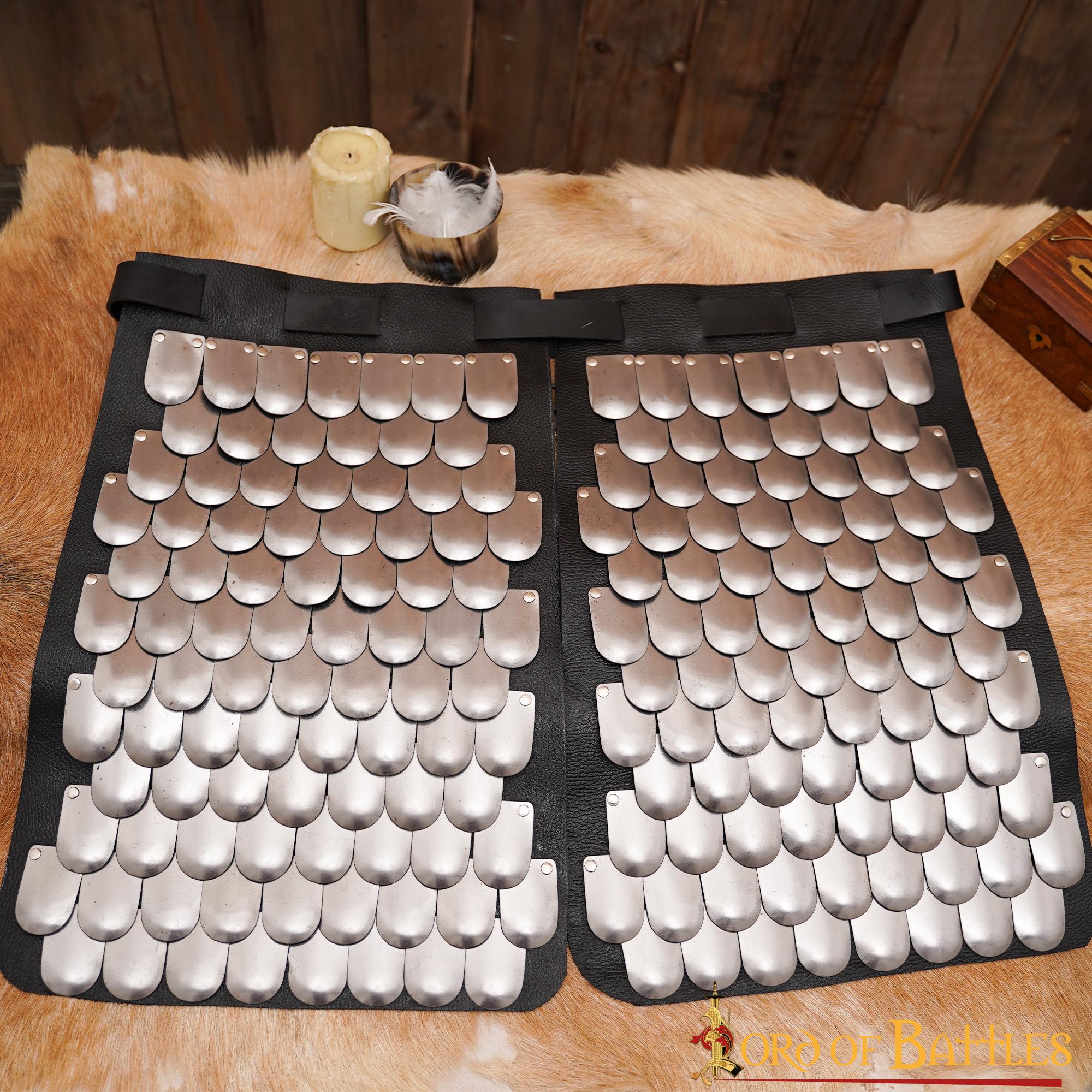 Wikinger Schuppenrock, Beintaschen