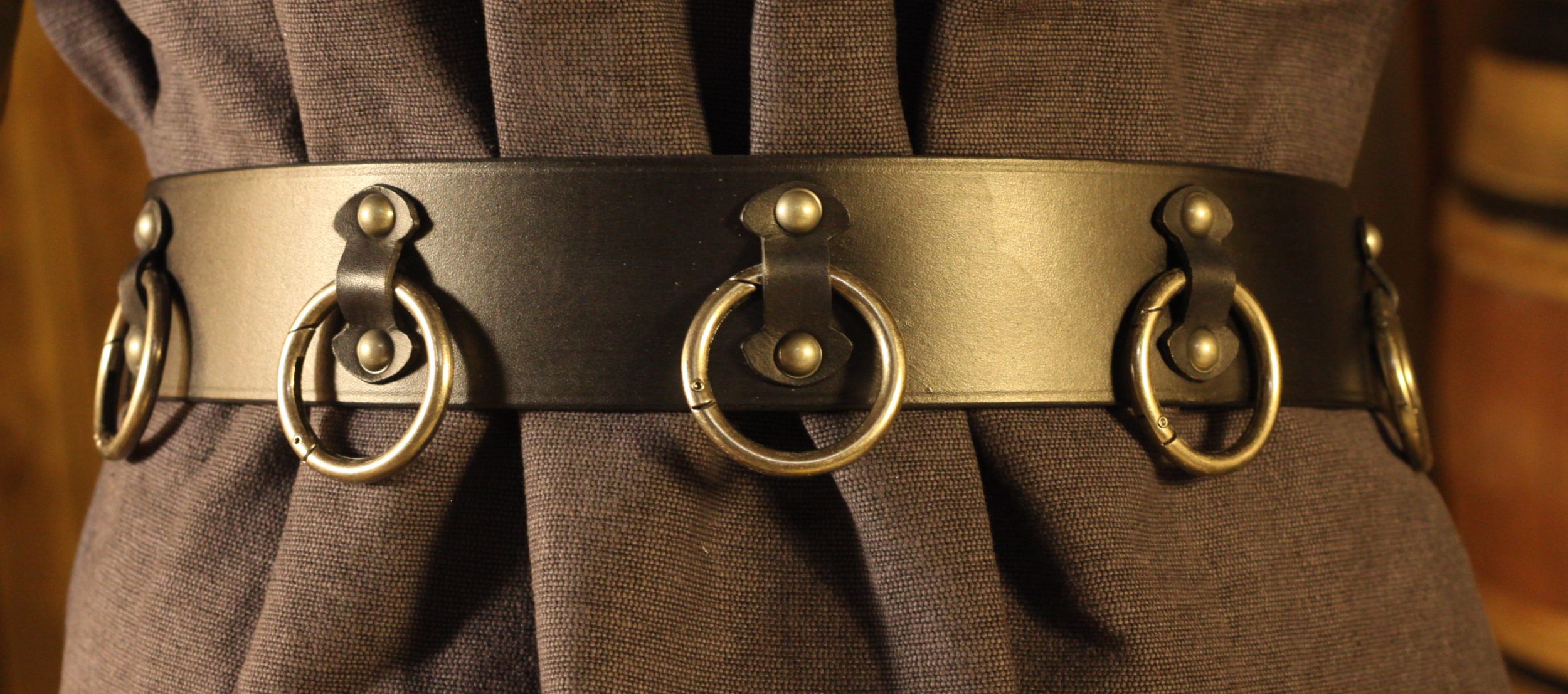 Ledergürtel 6cm Breite mit Ringen