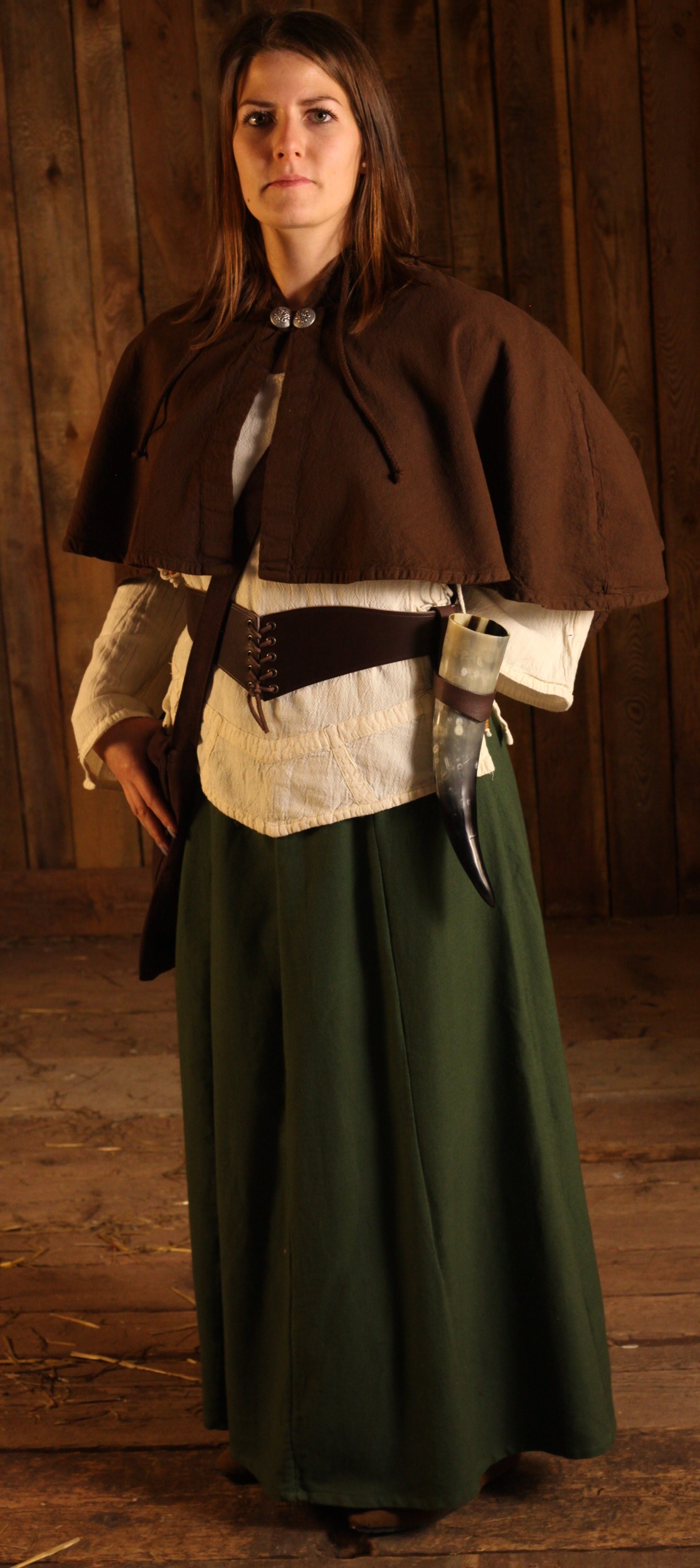 Mittelalterliches Gewandset für Frauen I