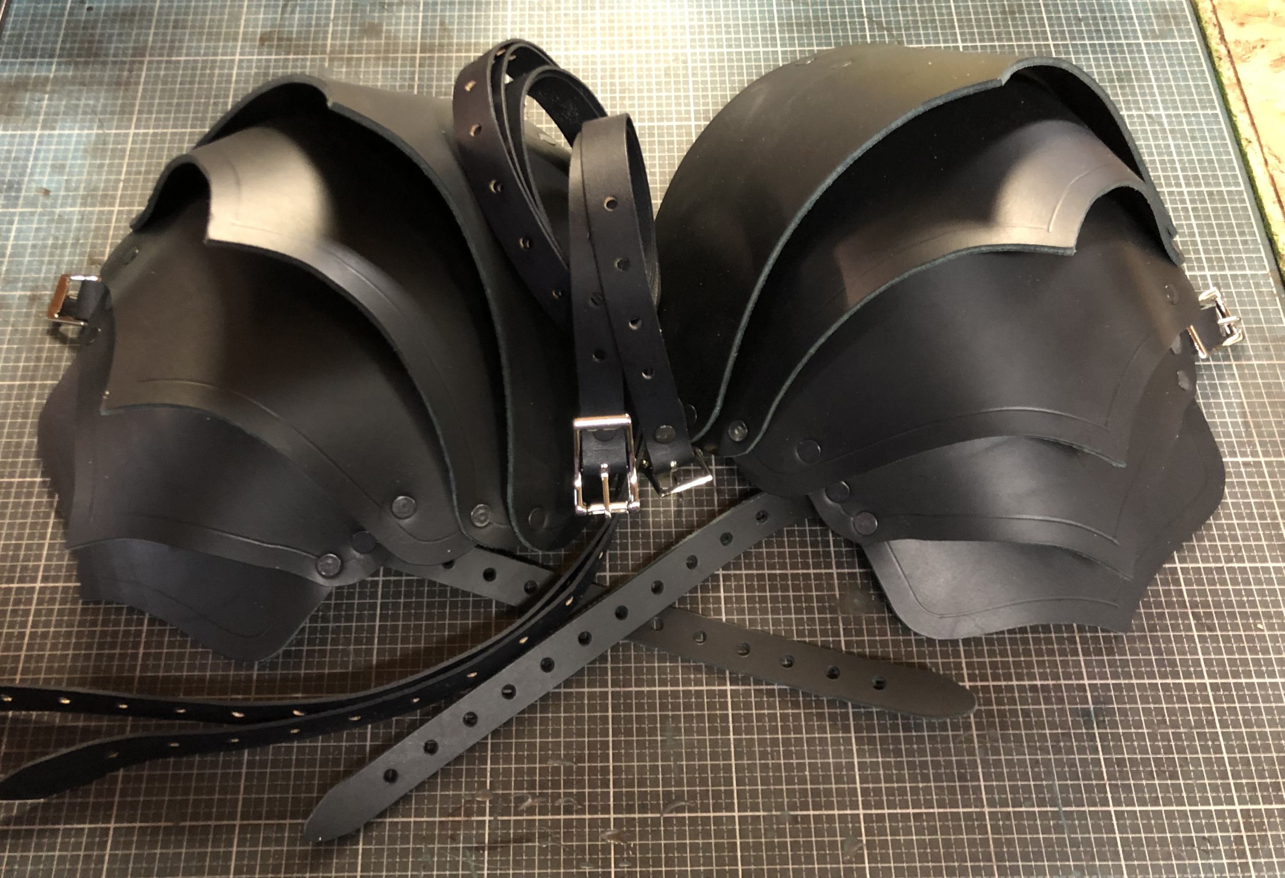 LARP Schulterrüstung DIY Bausatz